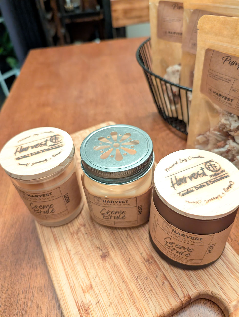 Thumbnail: Crème Brûlé – Hand-Poured Soy Wood Wick Candle