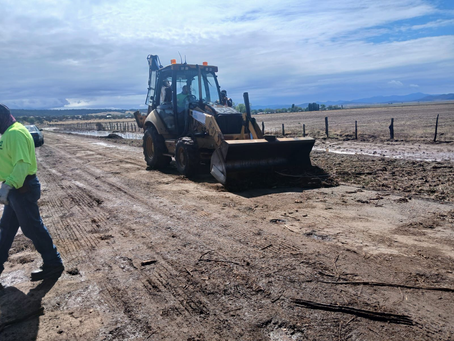 Atienden afectaciones en tramos carreteros por lluvias