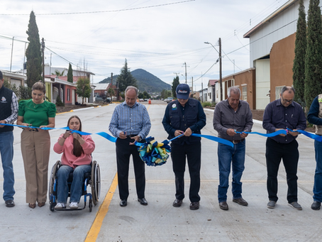 Entregan 4 calles pavimentadas en la colonia República