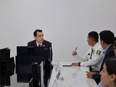 René Chavira revisa estrategia de seguridad y encabeza primer pase de lista a la Policía Municipal
