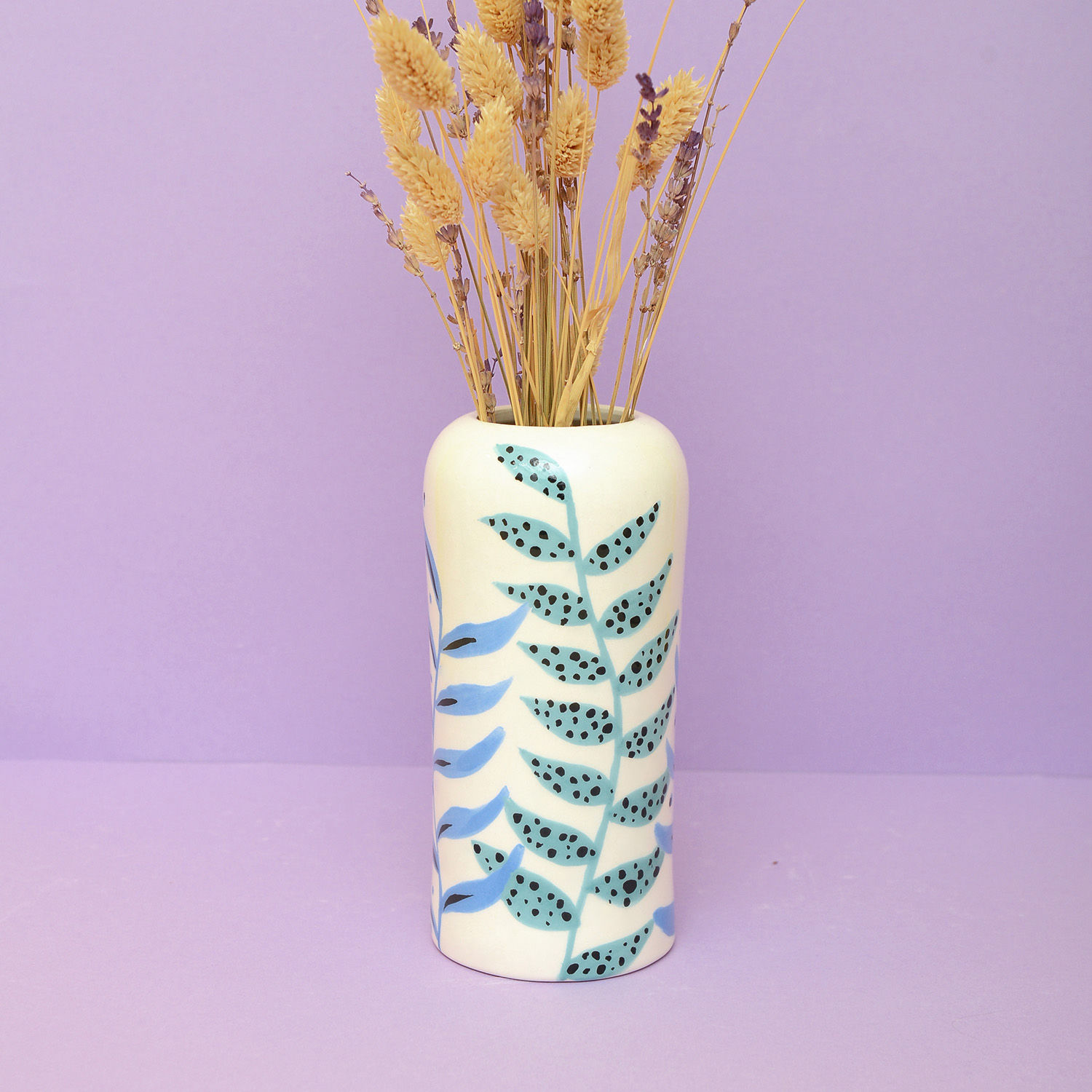 Κεραμικό χειροποίητο βάζο με φύλλα