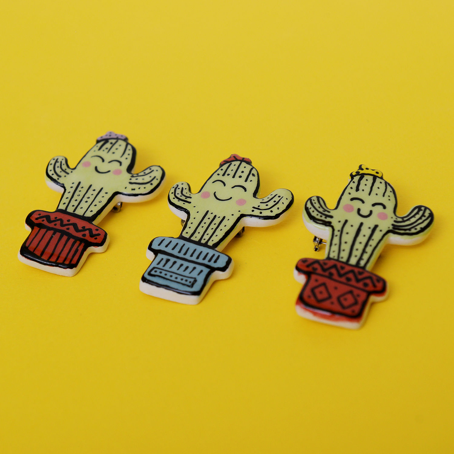 Κεραμική χειροποίητη καρφίτσα κάκτος