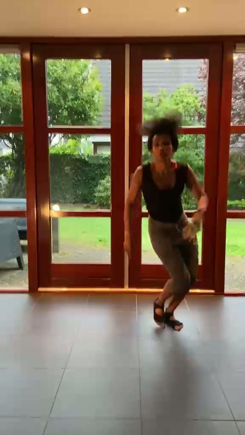 Omara Janse Rosmalen Zumba Perron-3.mp4