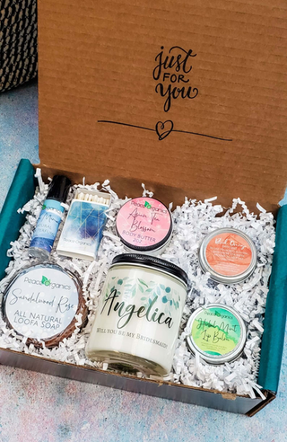 engagement gift ideas for girl