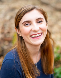 Zimmer Laura - Headshot 2024.jpeg