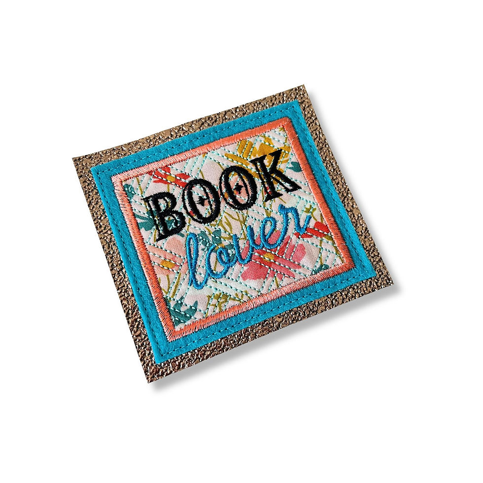 Miniature : étiquette à coudre brodée sur de la feutrine Book Lover