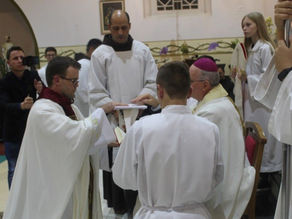 Frei Márcio Birck é ordenado padre em Itapiranga - SC.