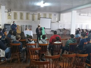 Encontro de crismandos em Taquari