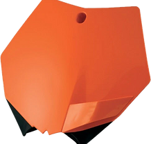 PORTA NUMERO_edited.png