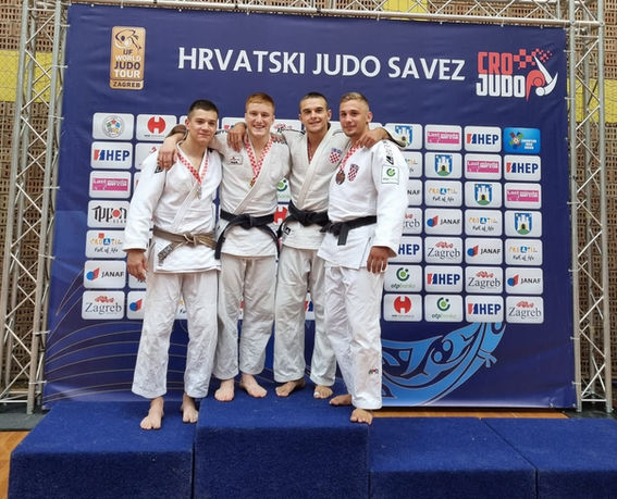 JK OSIJEK-LUKA KATIĆ PH MLAĐE SENIORSKO ZAGREB 2.10.2022.1.jpg