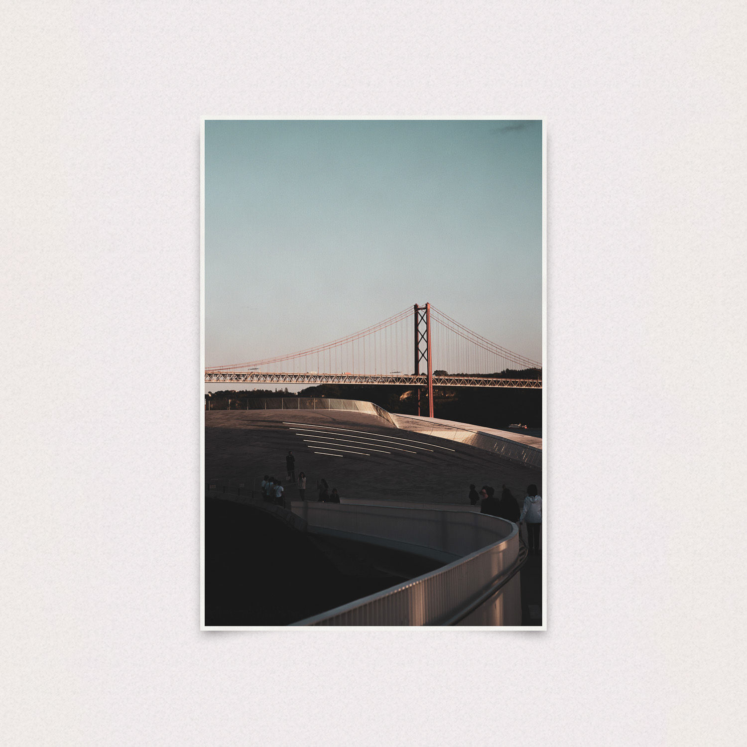 Ponte pedonal e ciclovia do MAAT