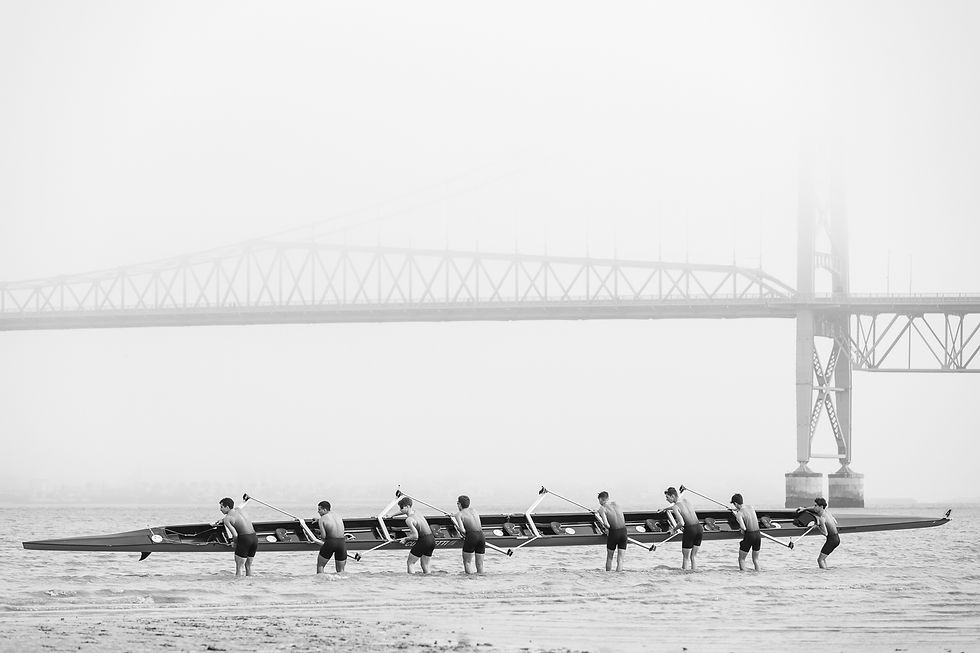 Thumbnail: Pousando a canoa