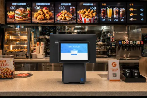 histone luna pos system on a counter in a fast food restaurant setting