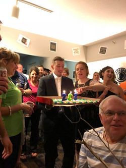 30227141_10215751635572860_7421201667804