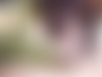 Heu ad libitum oder Raufutter rund um die Uhr.