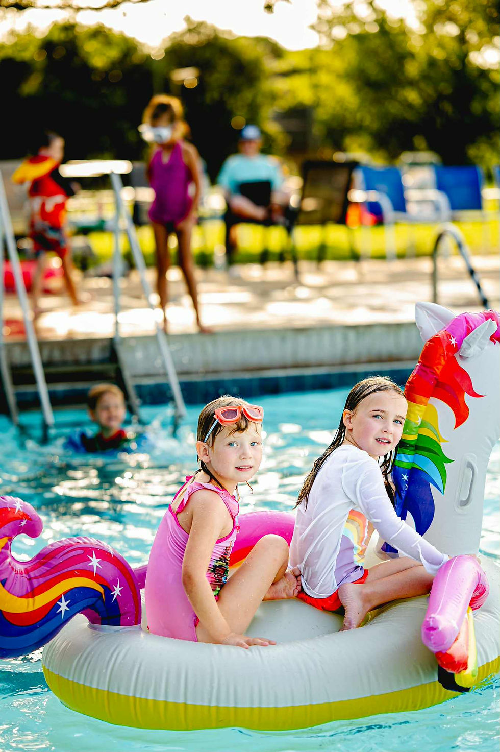 kids at ridglea pool