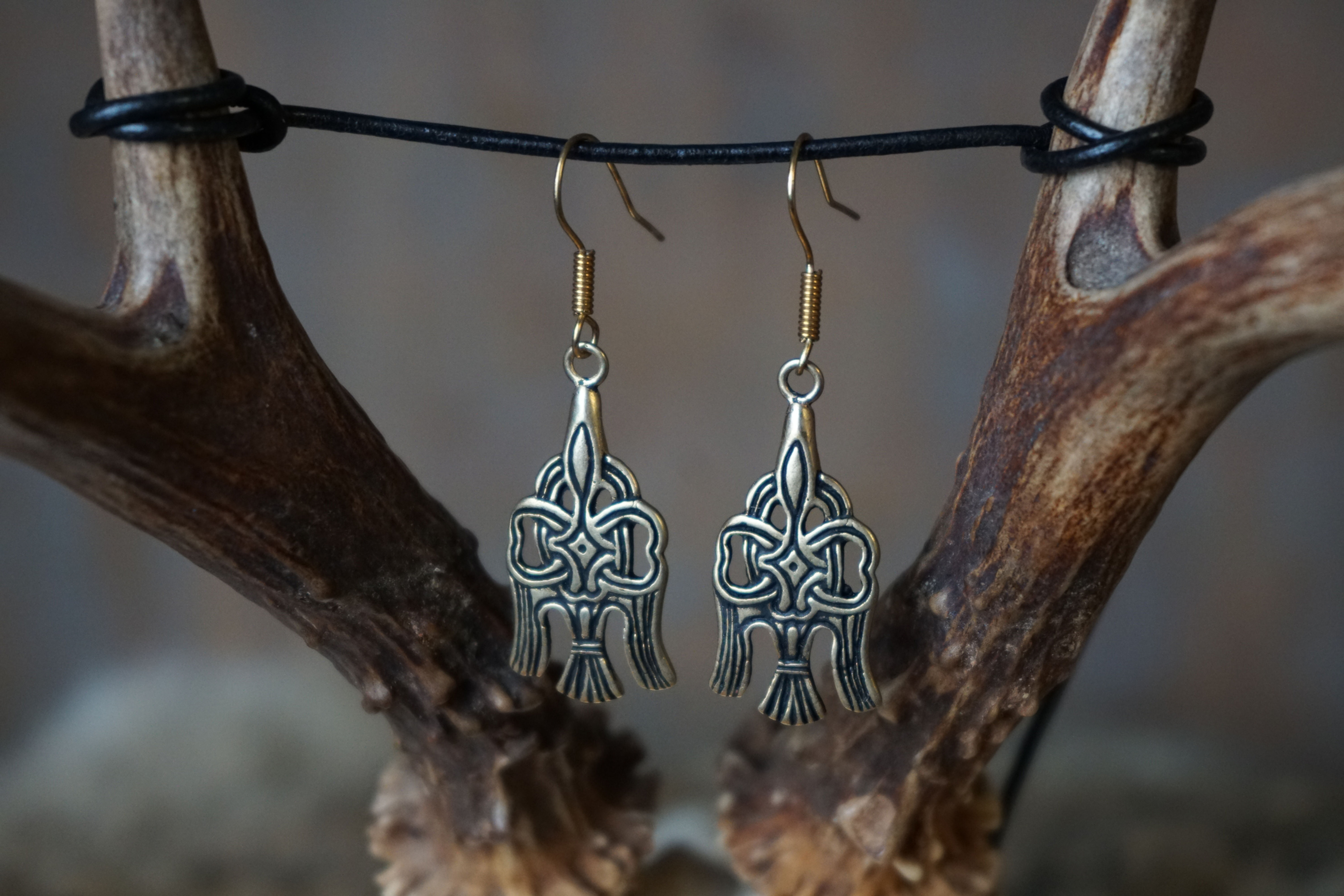 Earrings Viking Raven – Bronze