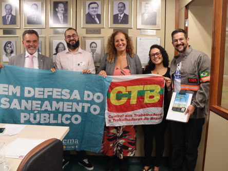 PCdoB reforça compromisso para criação de frente parlamentar em defesa do saneamento