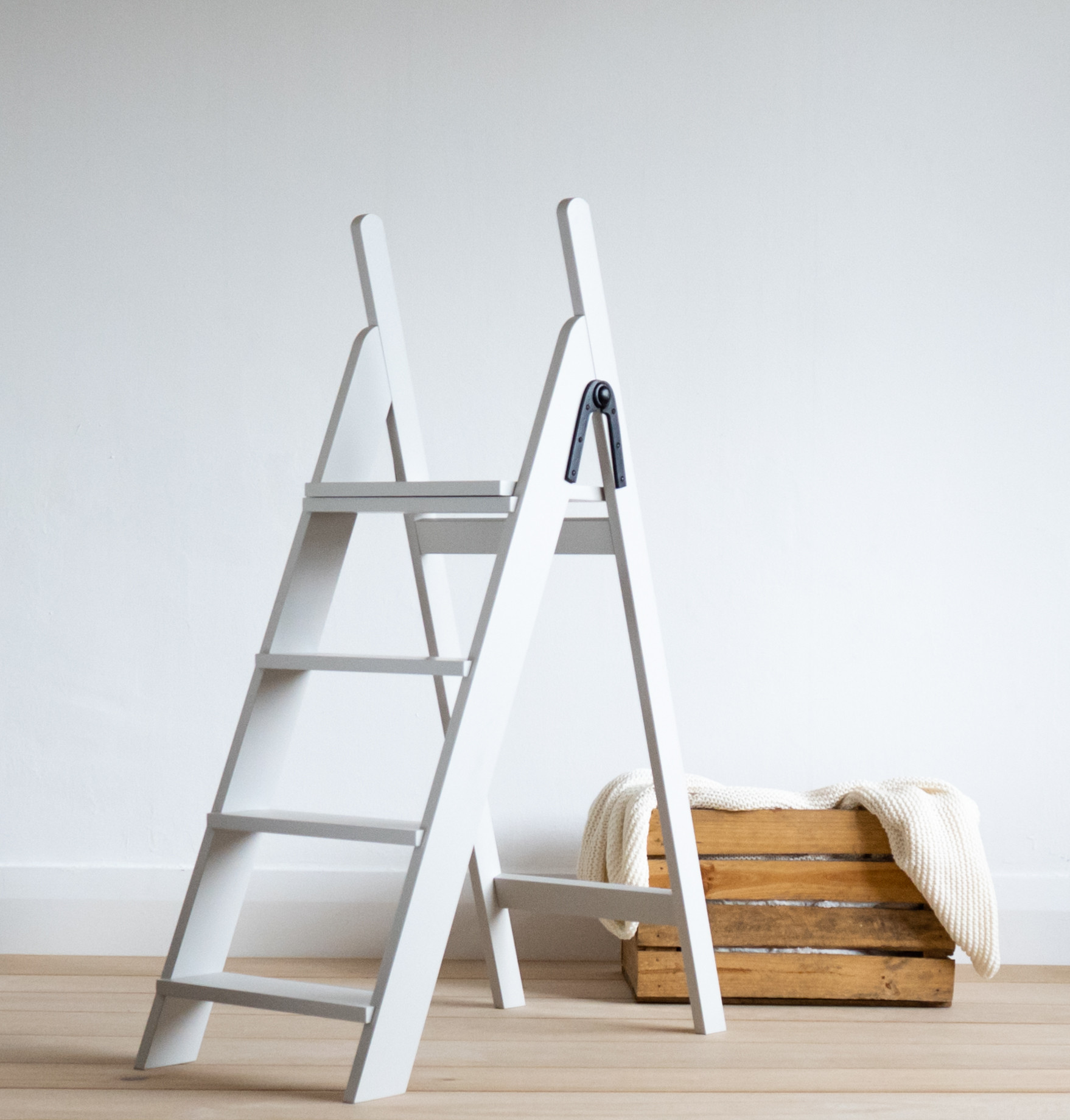Step Ladder
