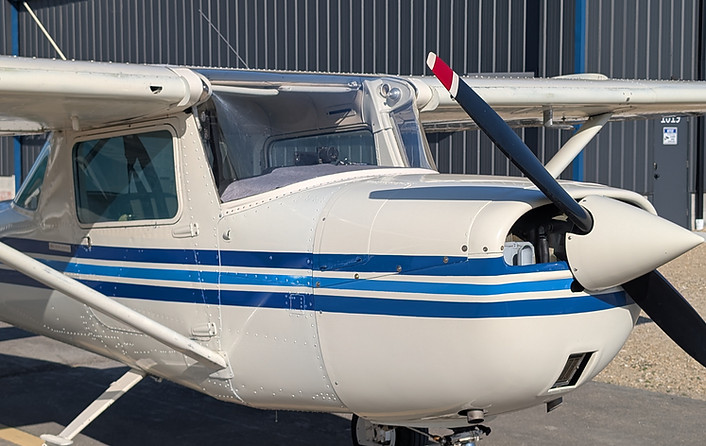Aircraft for flight school