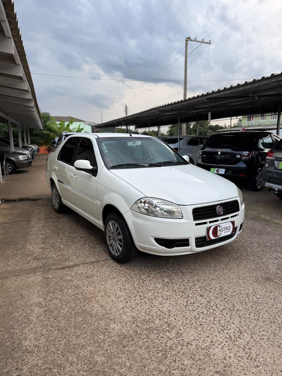 Miniatura: SIENA EL FLEX 1.0 | 2012