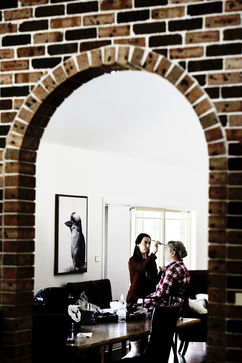 Amanda & Leigh sneak peak_014.JPG