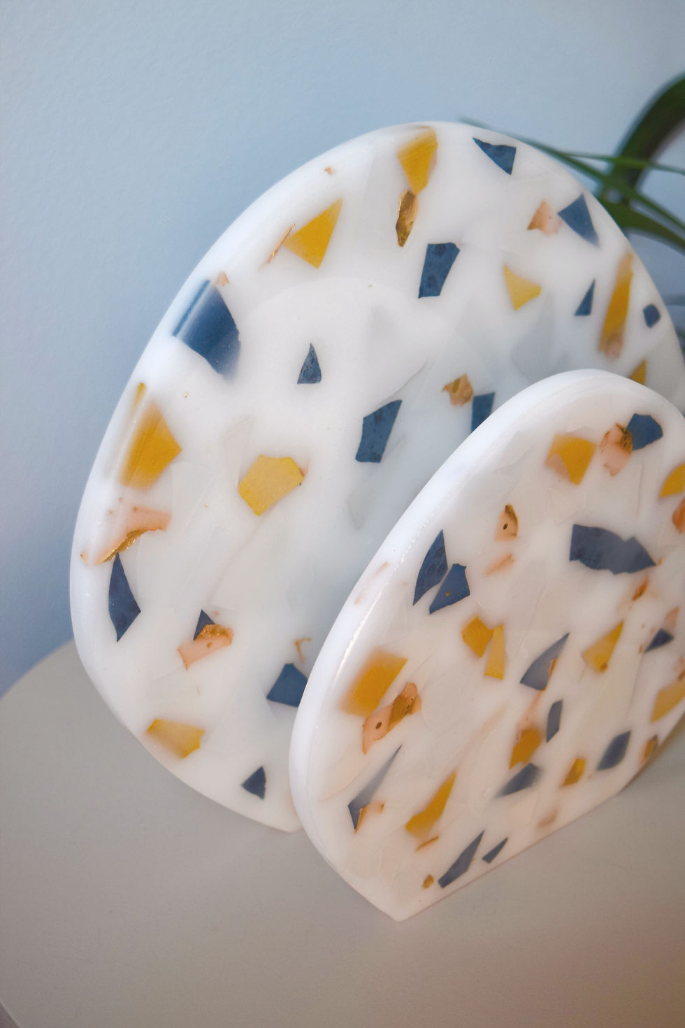 Thumbnail: LAMPADA CON CERAMICA DI RICICLO_LAMPADA DI CERAMICA_LAMPADA IN CERAMICA_LAMPADA DI DESIGN_LAMPADA PALOMA