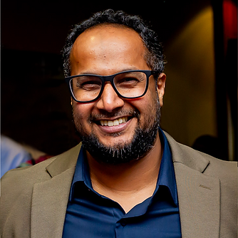 Darwin - Headshot.png