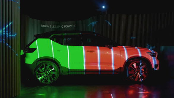 3D Projection mapping studio. 3D projection mapping by VJDXB, an international animation studio creating immersive architectural visuals, building projections, event animations, stage visuals, and large-scale digital experiences for brands, festivals, concerts, and public installations worldwide.