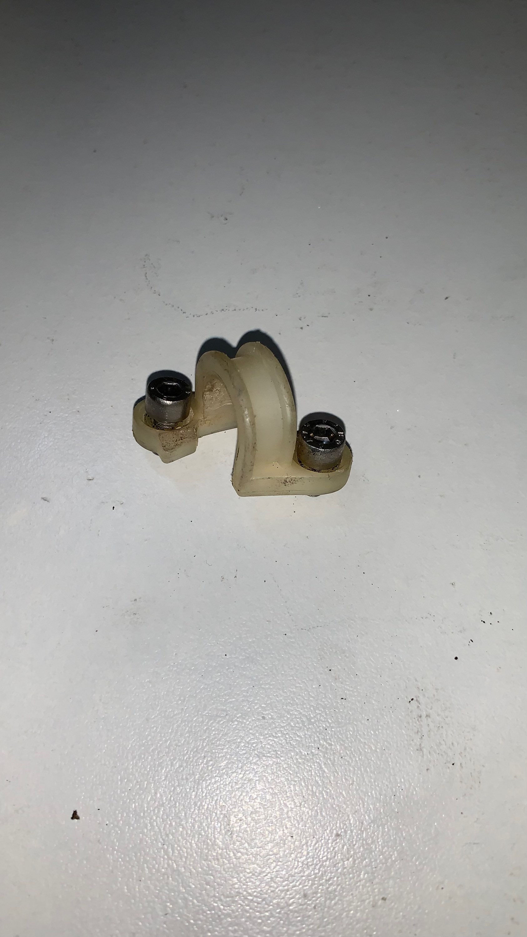 Honda :guide durite frein ar  250 crf 06