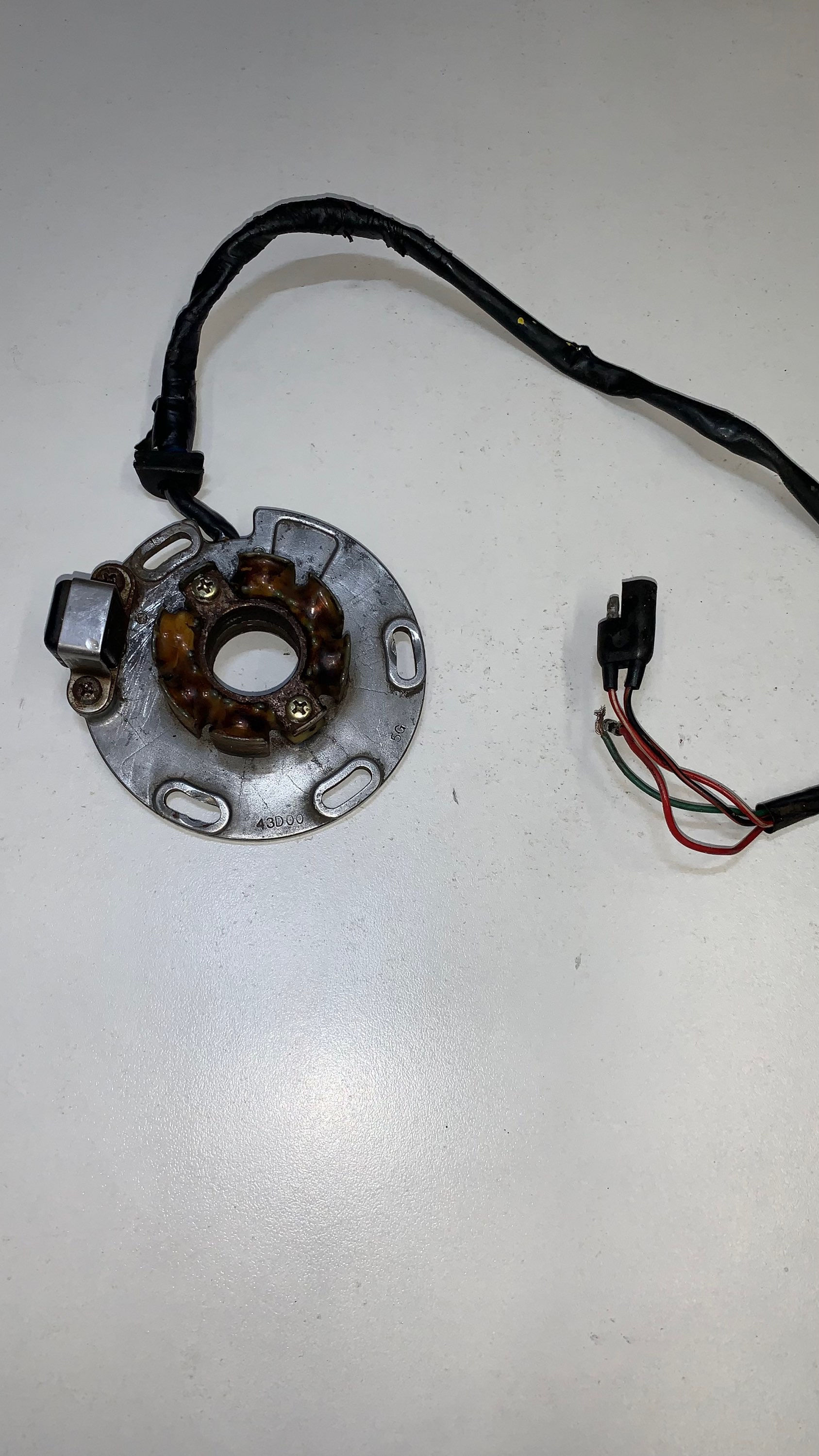 Suzuki :stator d’allumage 125 rm 92