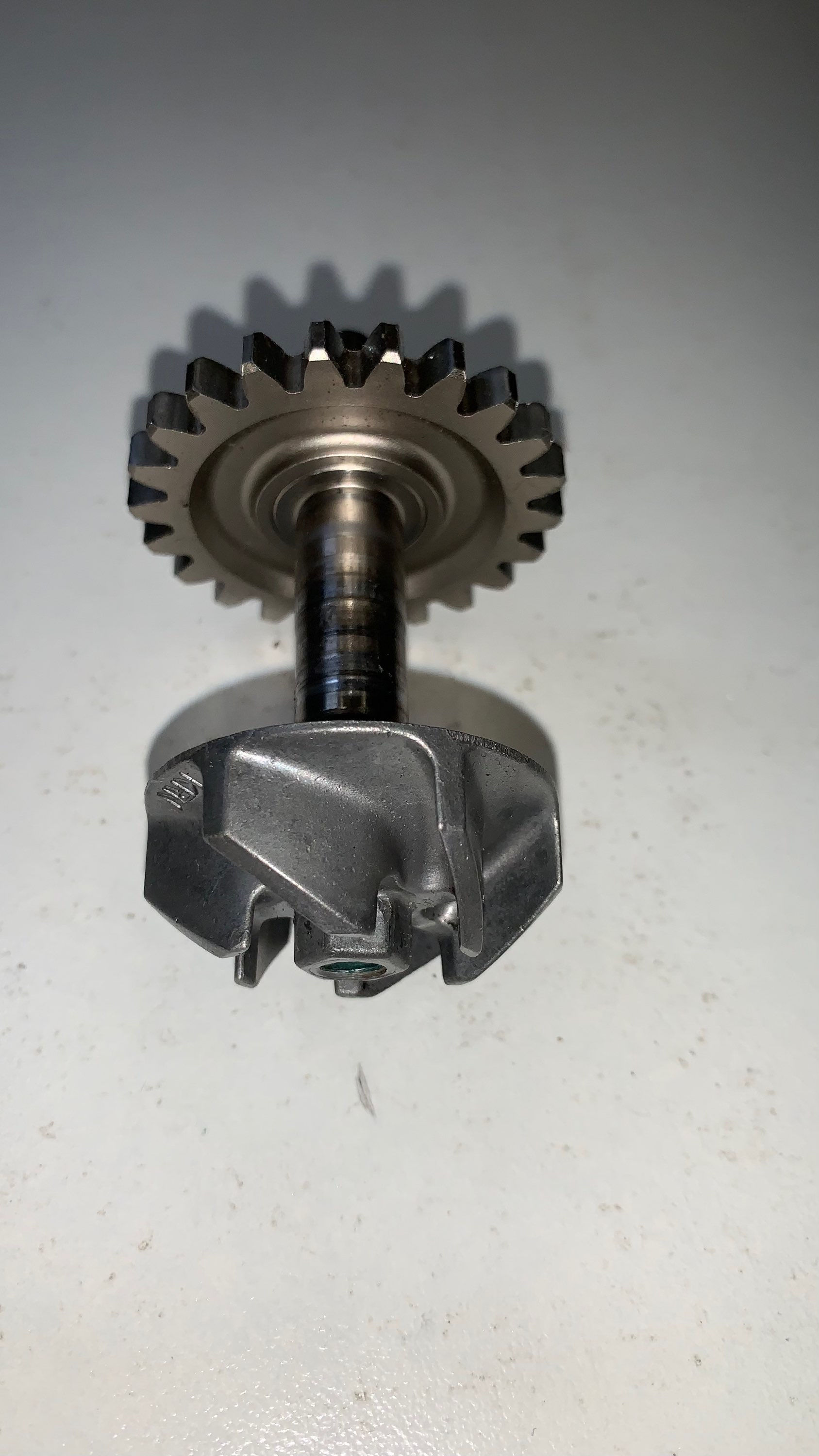 Honda :axe de pompe à eau 250 crf 06