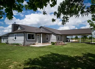 Should I Build a Garage or a Carport? Making the Right Choice