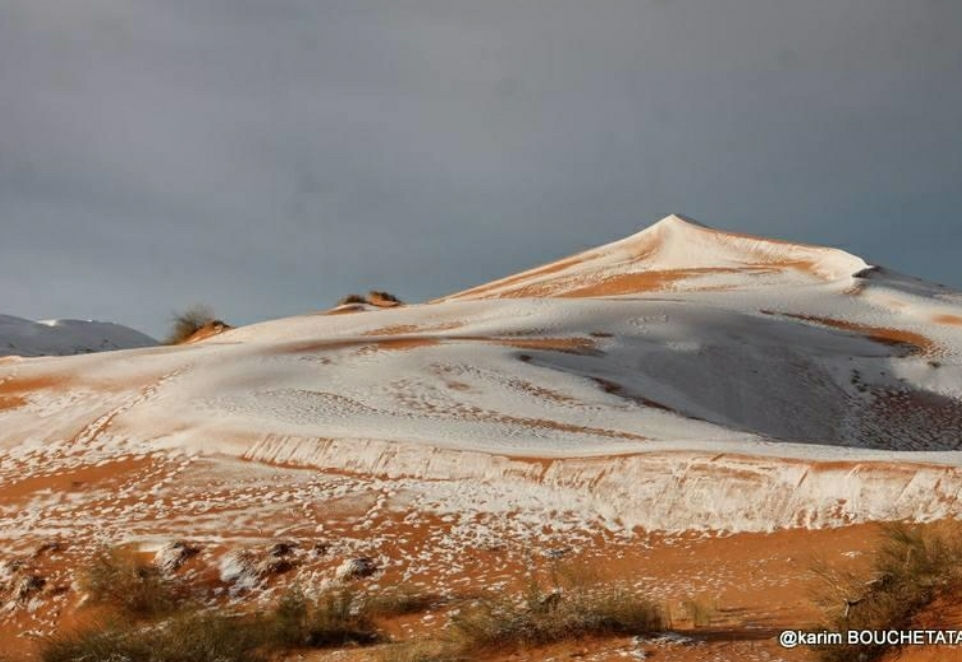 Nieva en el desierto del Sáhara