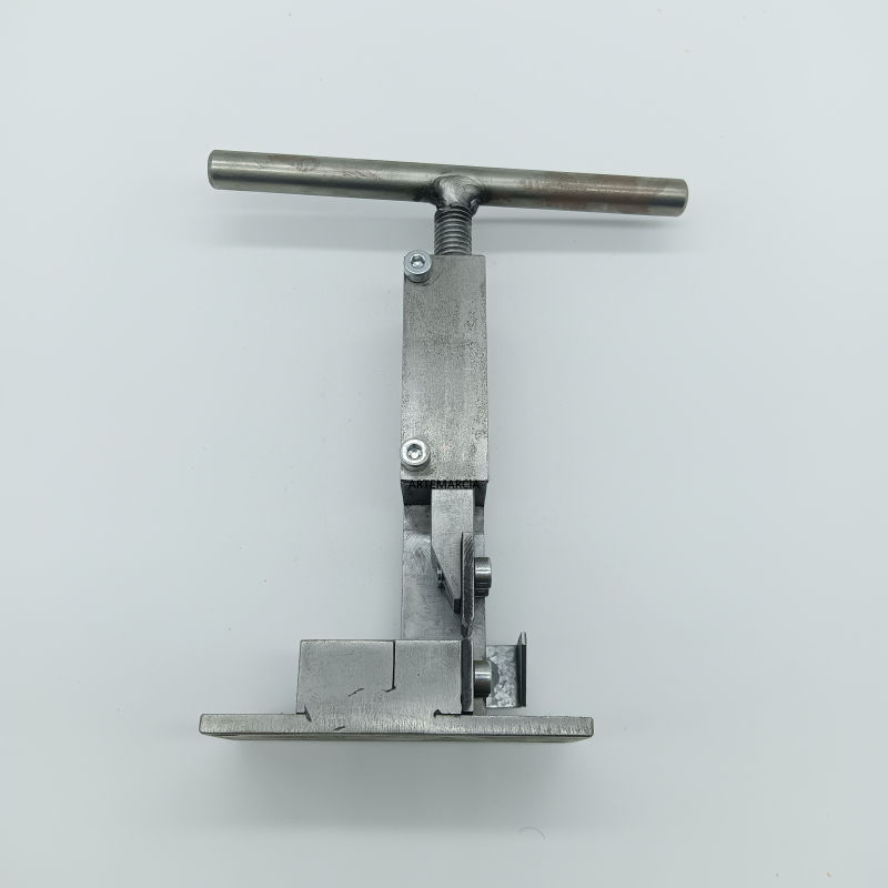 Miniatura: mini trancia portatile per mosaico