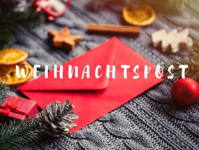 Umschlag mit dem Begriff Weihnachtspost