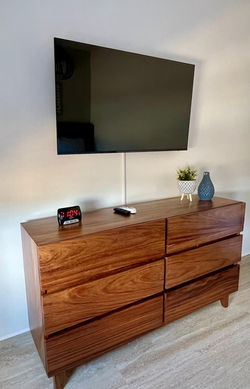 Bedroom 3 (Twin / King)