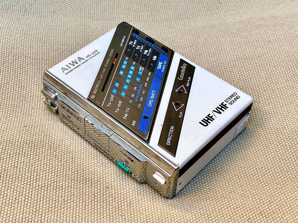 Aiwa HSUV9 CassetteBoy White Portable Cassette Player