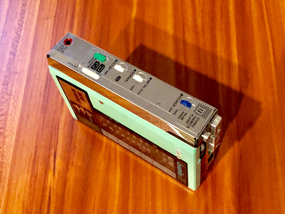 Aiwa HS-U7 Green Portable Cassette Player