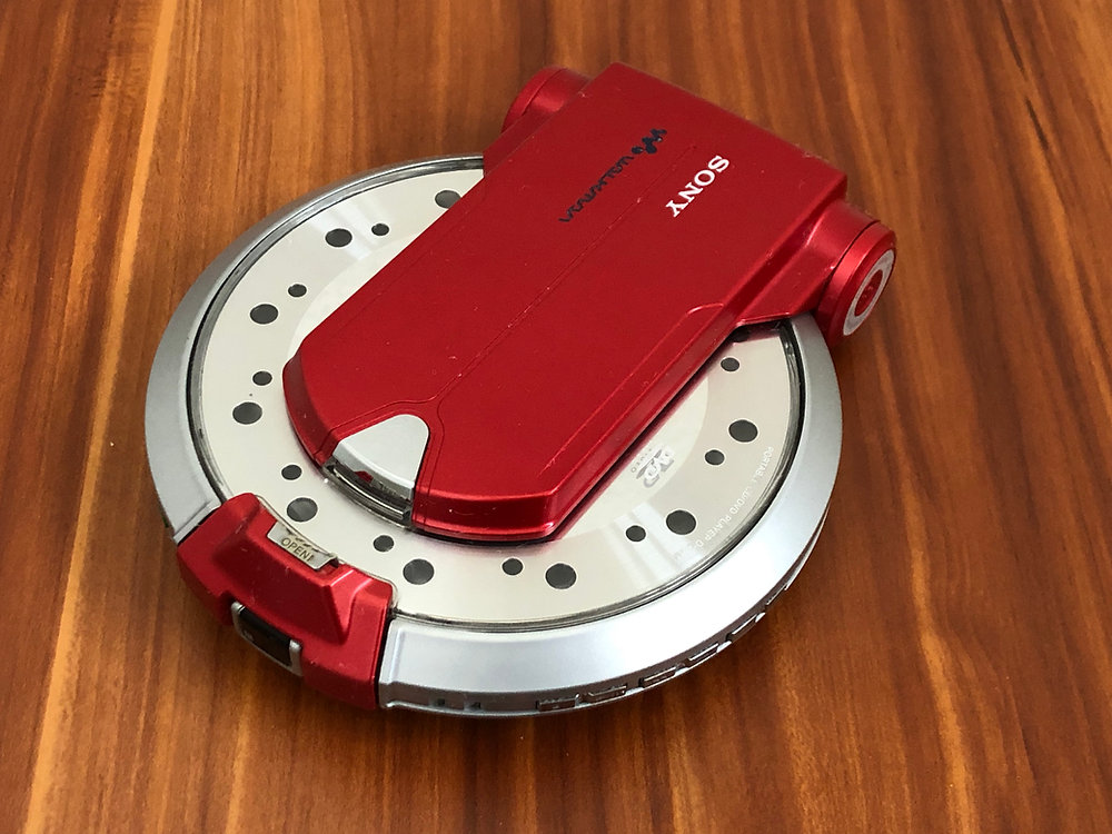 Sony D-VM1 Red Portable DVD CD Player