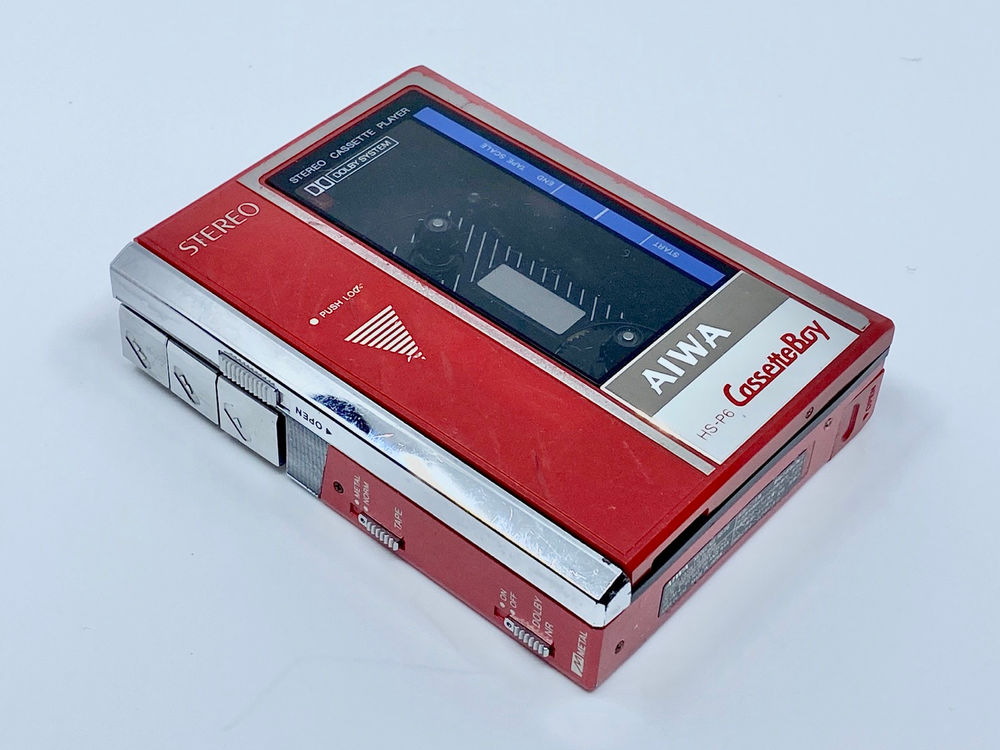 Aiwa CassetteBoy HSP6 Red Portable Cassette Player