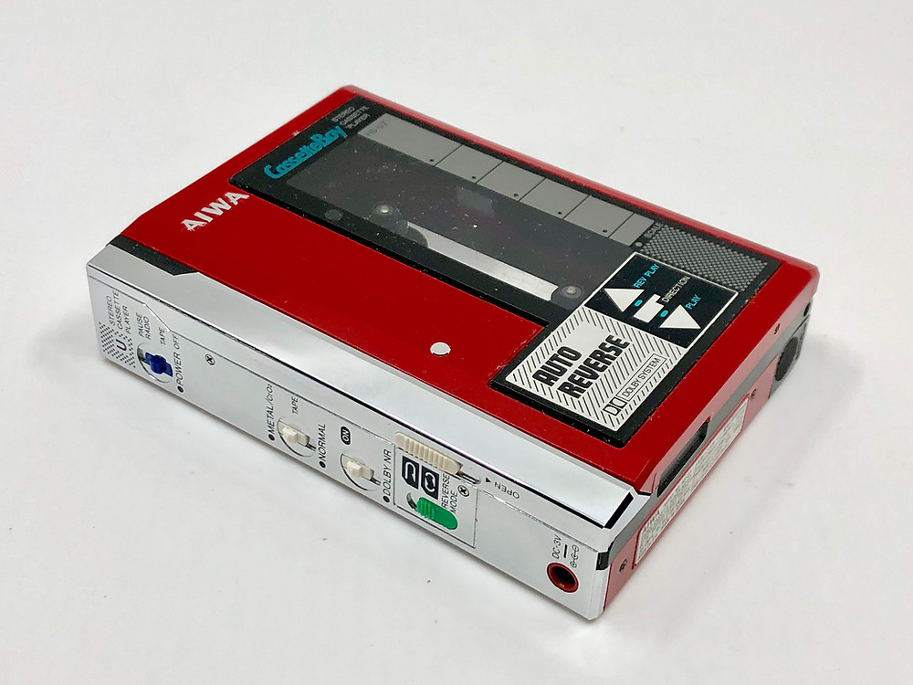 Aiwa HSU7 Red Portable Cassette Player