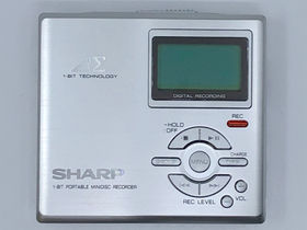 ☆ SHARP 1-BIT PORTABLE MD PLAYER MD-DS5A