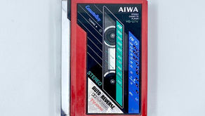 Aiwa CassetteBoy HS-U7V Red Portable Cassette Player