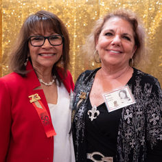 Diane Guillen, Robin Barrows