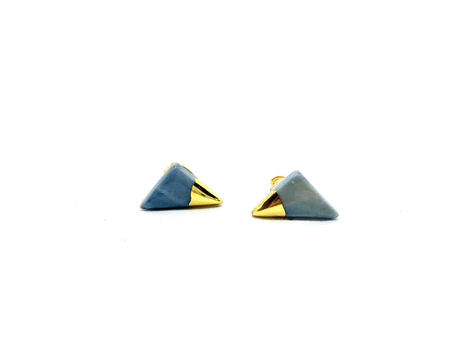 Triangle earstuds
