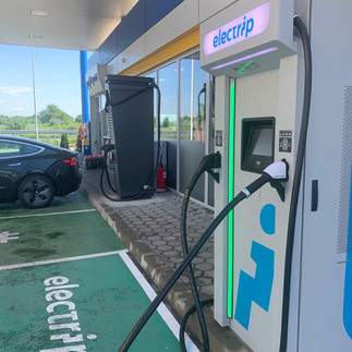 colonnina di ricarica elettri