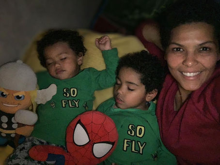 Filhos, mãe e uma rotina criativa