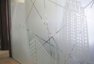 Vidraceiro e serralheiro, você aproveita os benefícios dos vidros decorativos?