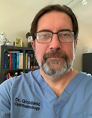 Dr Sinisa Grozdanic is a board certified veterinary ophthalmologist and SARDS expert in the image.